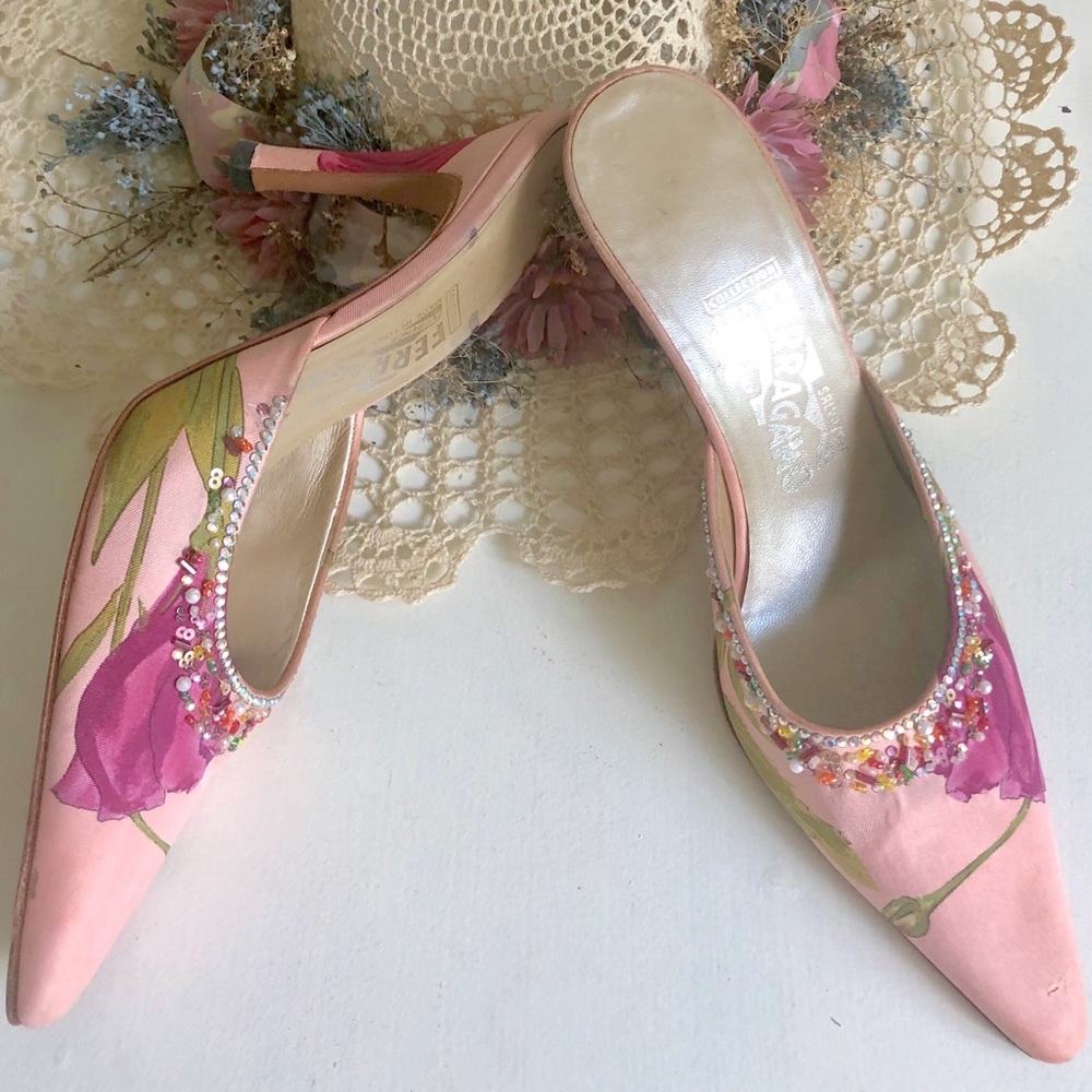 Salvatore Ferragamo Floral Funchia Pink Mule • 9